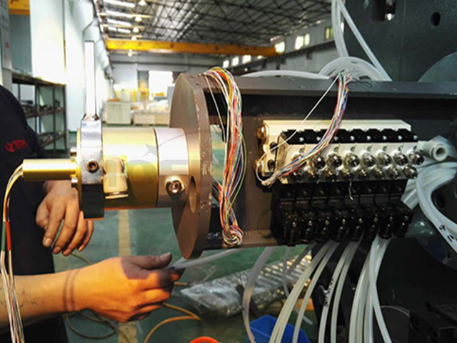 ���绬������