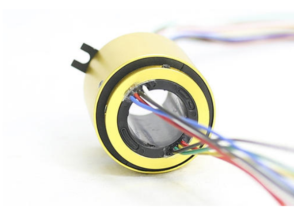 ���׻���