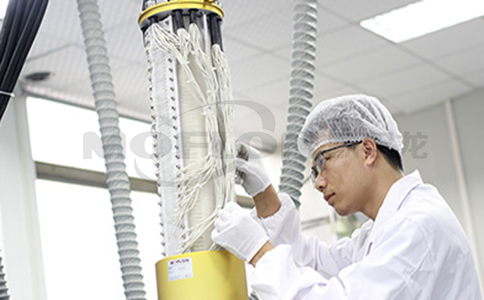 ���׻���